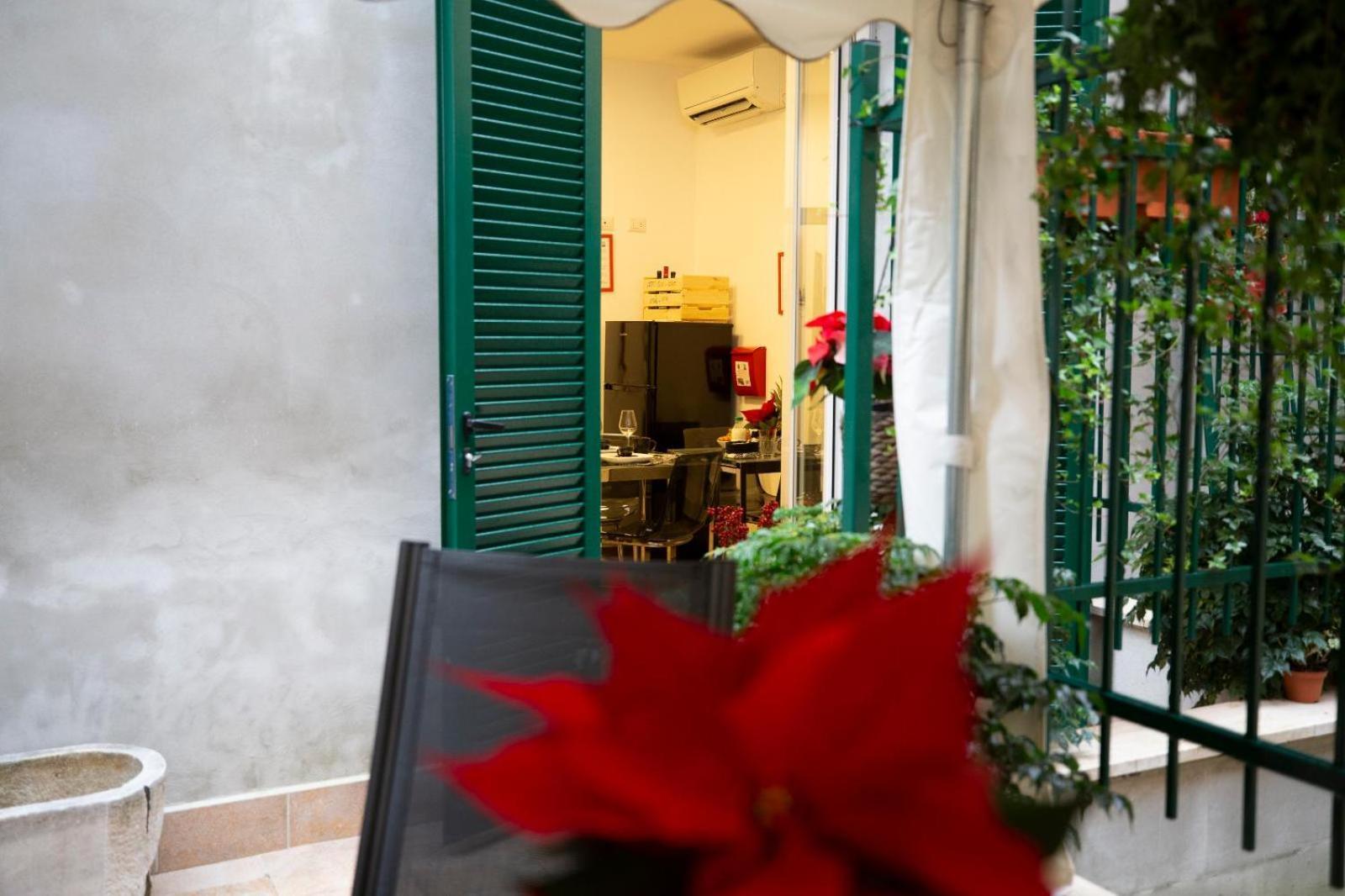 Flatinrome Trastevere Deluxe Rooms - Green Patio Zewnętrze zdjęcie