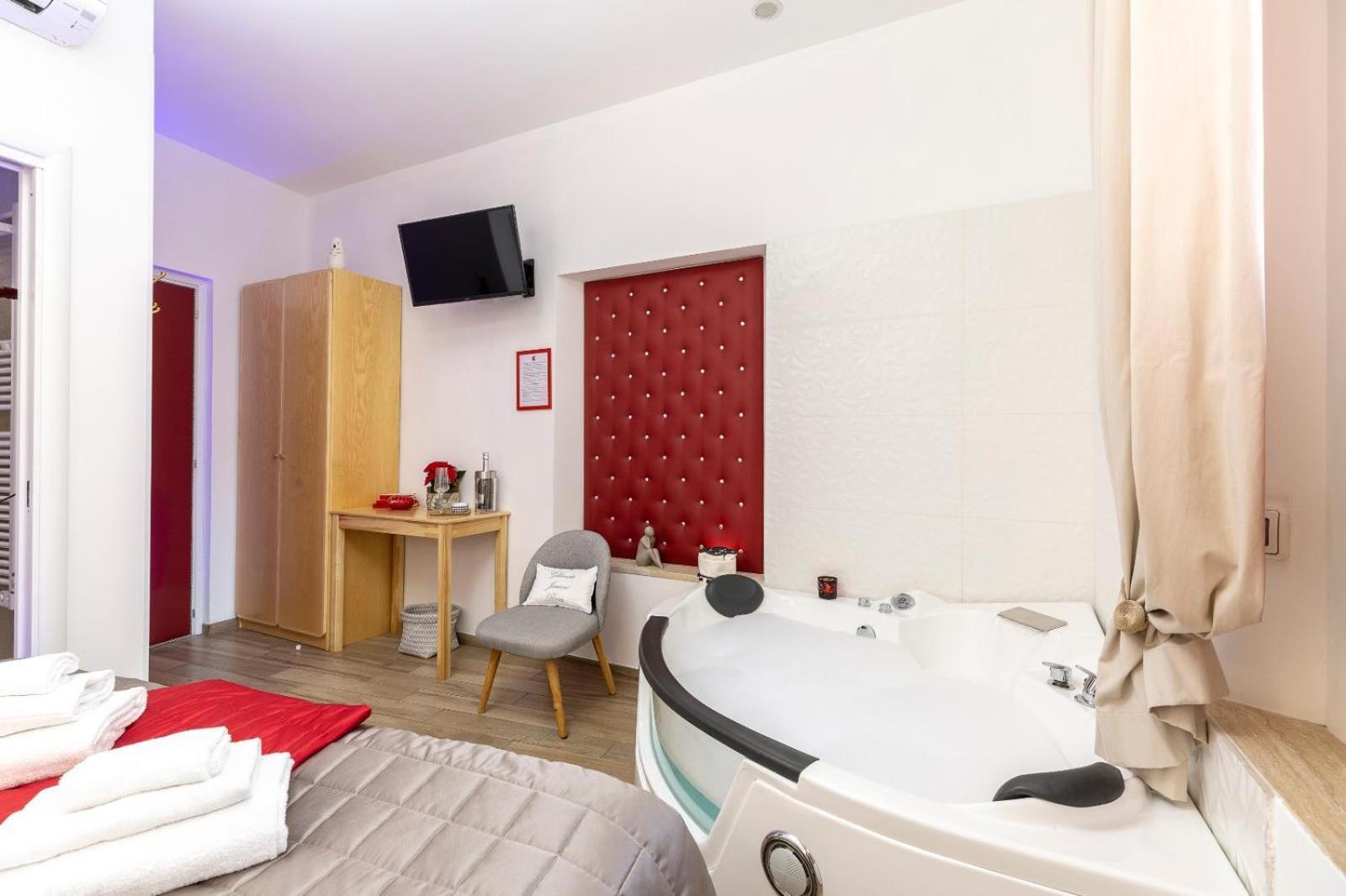 Flatinrome Trastevere Deluxe Rooms - Green Patio Zewnętrze zdjęcie