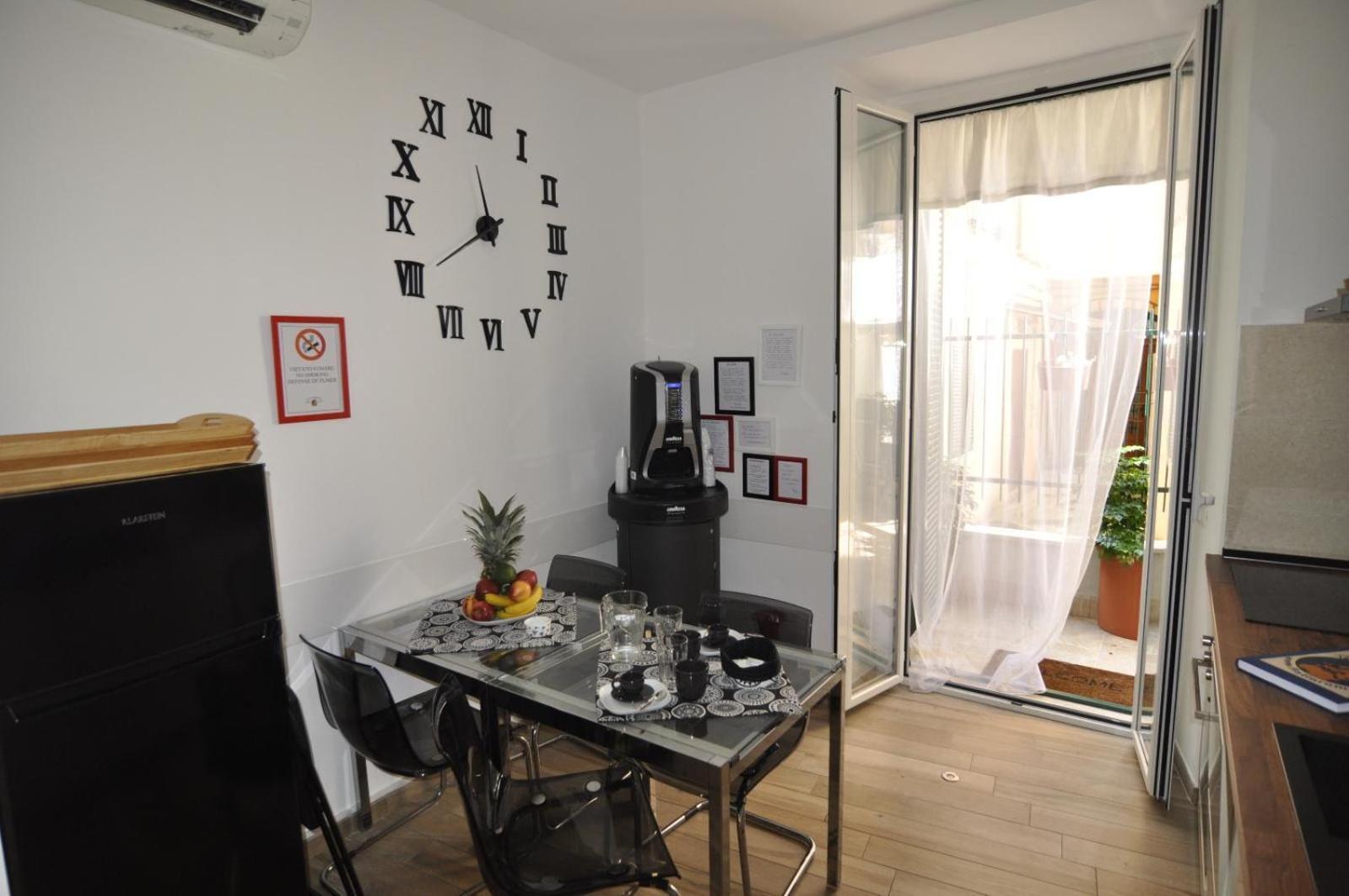 Flatinrome Trastevere Deluxe Rooms - Green Patio Zewnętrze zdjęcie