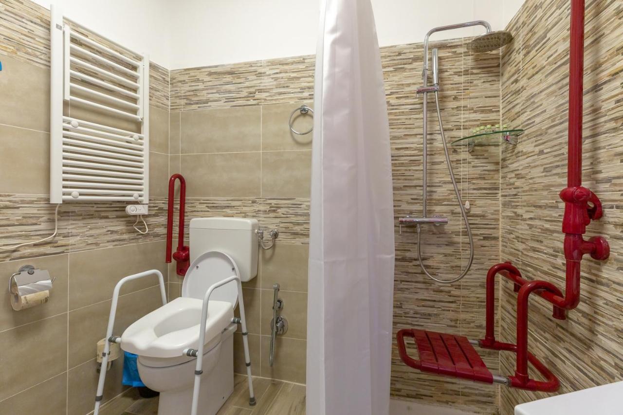 Flatinrome Trastevere Deluxe Rooms - Green Patio Zewnętrze zdjęcie